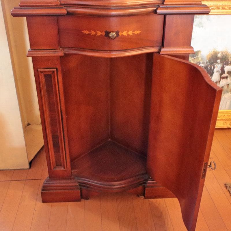 コーナーガラスキャビネット 食器棚 ヴィンテージ 西洋家具 122-311