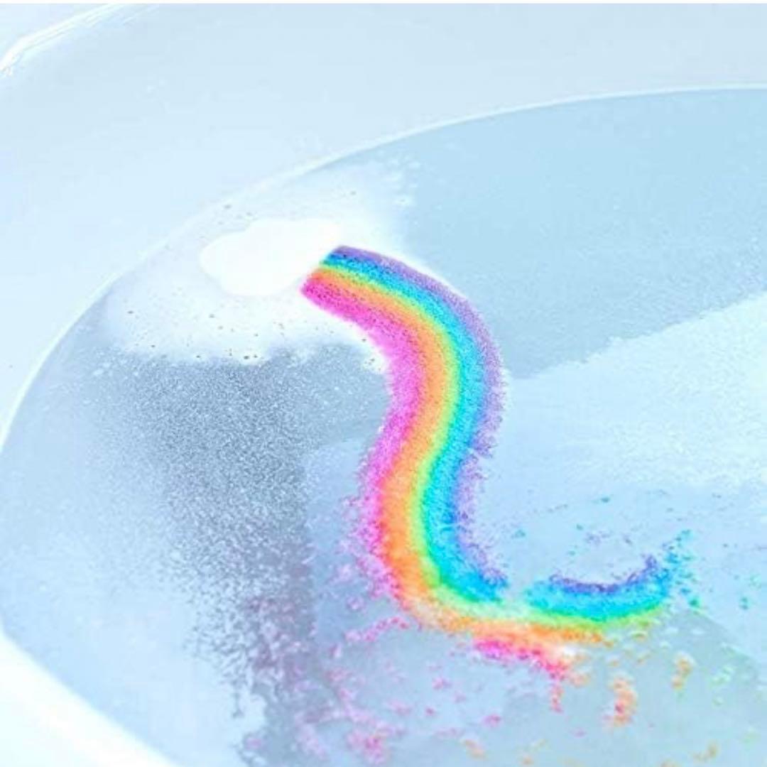 新品⭐️バスボム レインボー レインボム カラフル 入浴剤 バスグッズ 虹色