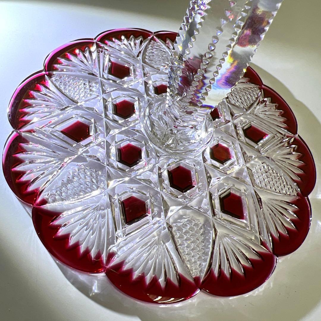 バカラ最高級シリーズ　ツァーシャンパンクープ　（赤）共箱　高さ27.2㎝