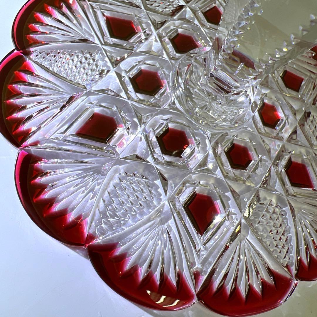 バカラ最高級シリーズ　ツァーシャンパンクープ　（赤）共箱　高さ27.2㎝