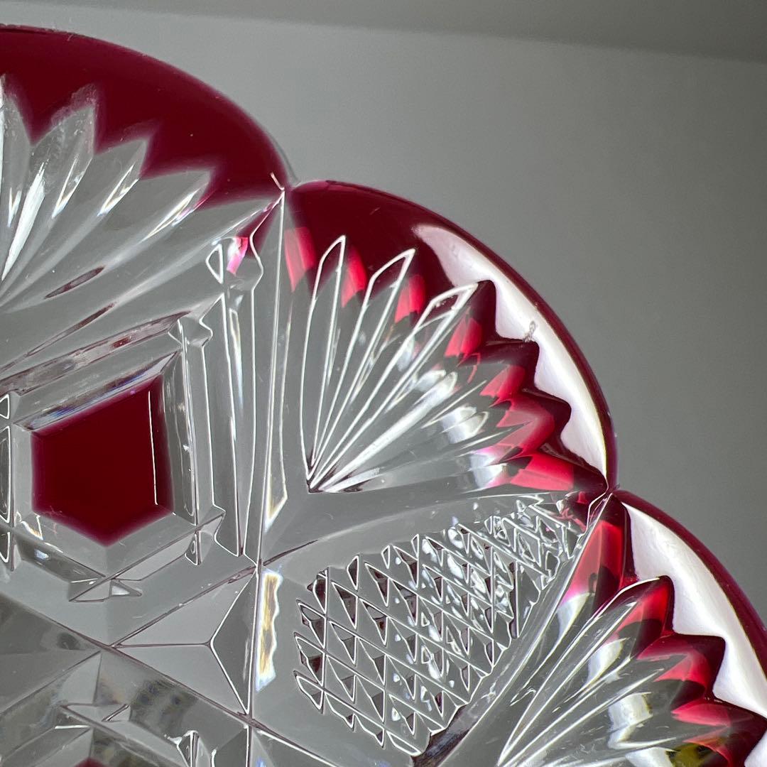 バカラ最高級シリーズ　ツァーシャンパンクープ　（赤）共箱　高さ27.2㎝
