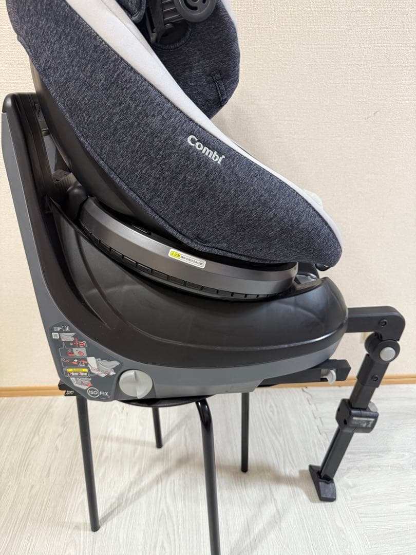 【美品】コンビ　クルムーヴスマート ISOFIX エッグショック JK-600