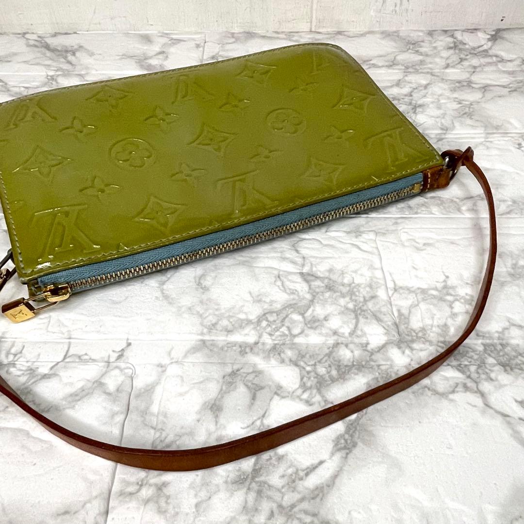 LOUIS VUITTON ルイヴィトン ヴェルニ　レキシントン　ミニバッグ