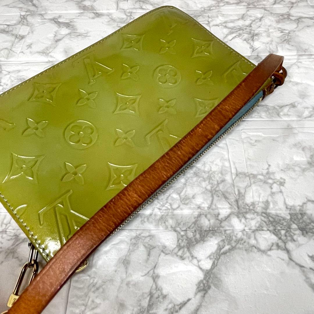 LOUIS VUITTON ルイヴィトン ヴェルニ　レキシントン　ミニバッグ