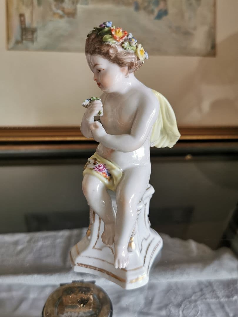 アンティークドイツ 18世紀初期マイセン希少ARマーク ポーセリン人形 花と天使