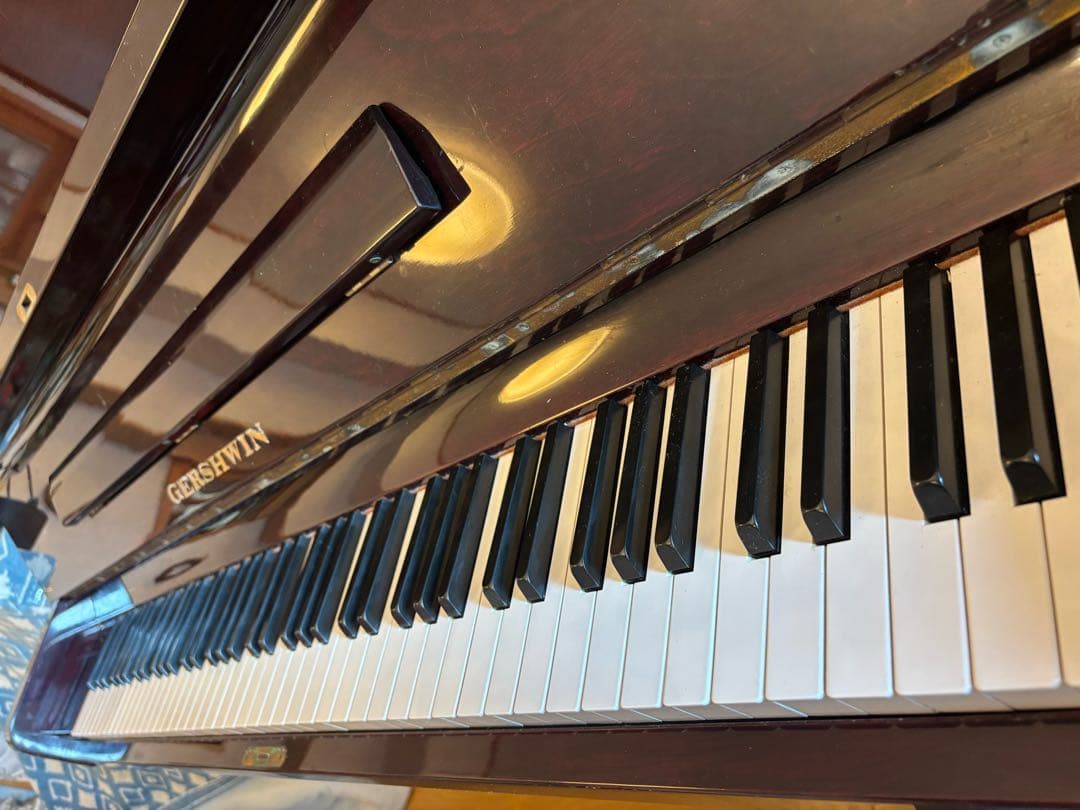 GERSHWIN アップライトピアノ ダークブラウン