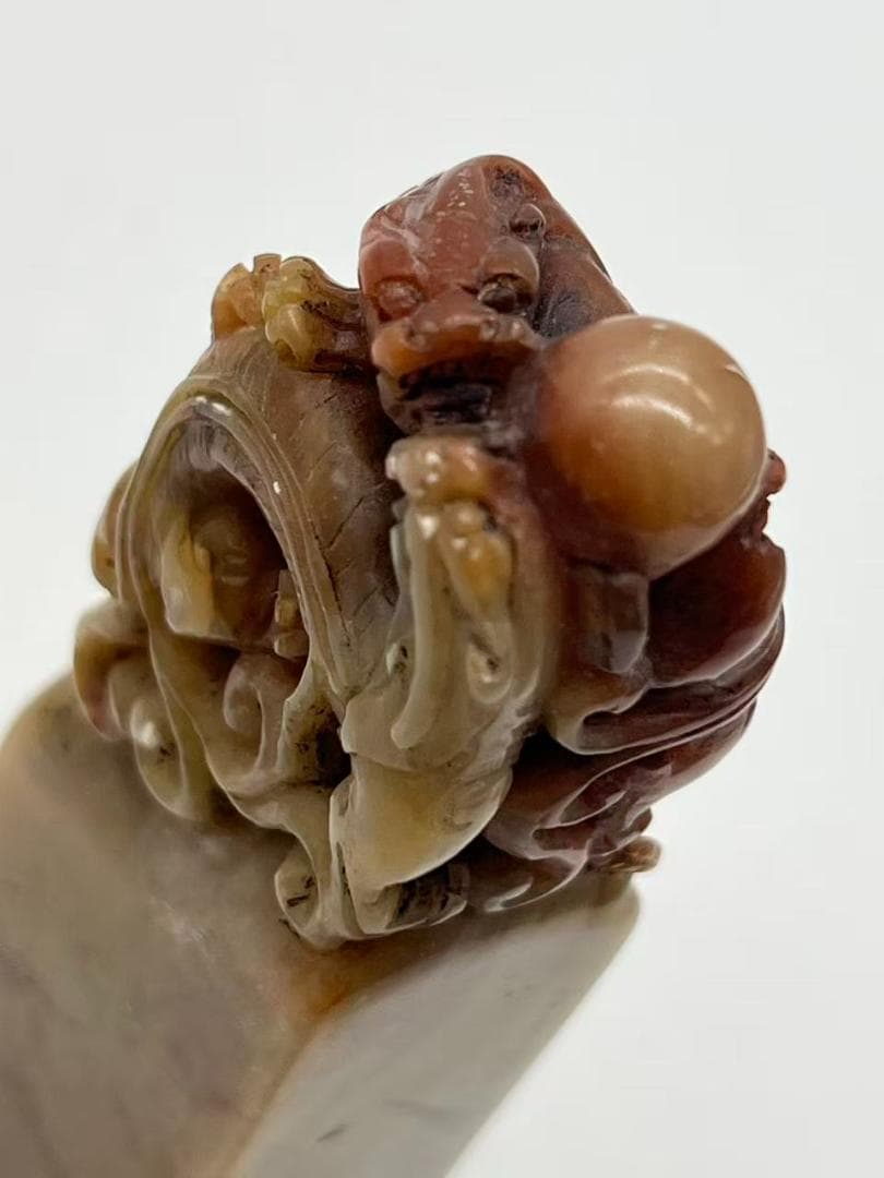 清時代 寿山石双螭龍鈕 印文【丁己七月木盧二兄囑秋堂作】(F-234)