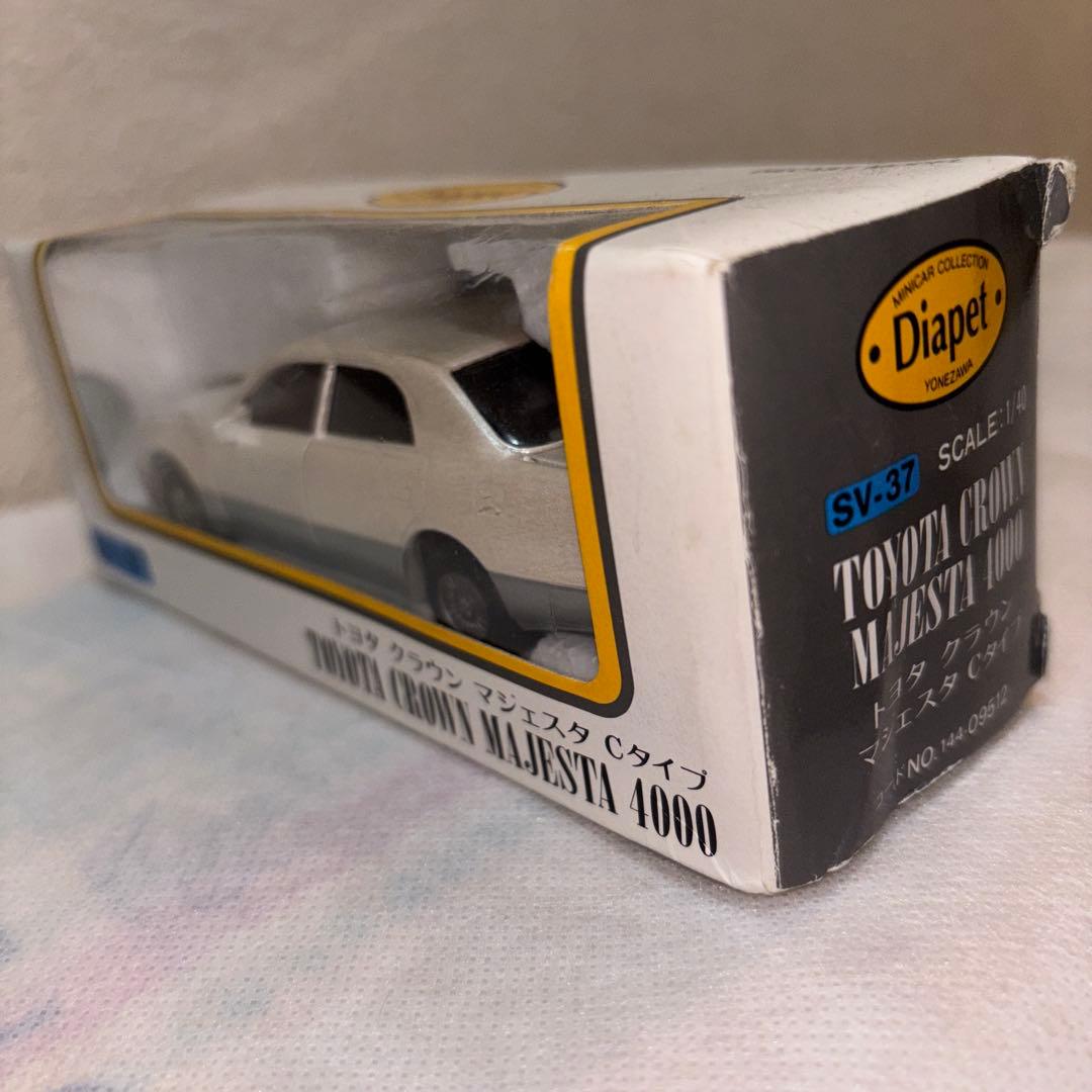 1/40 ダイヤペット　トヨタクラウン マジェスタ　14 パール2