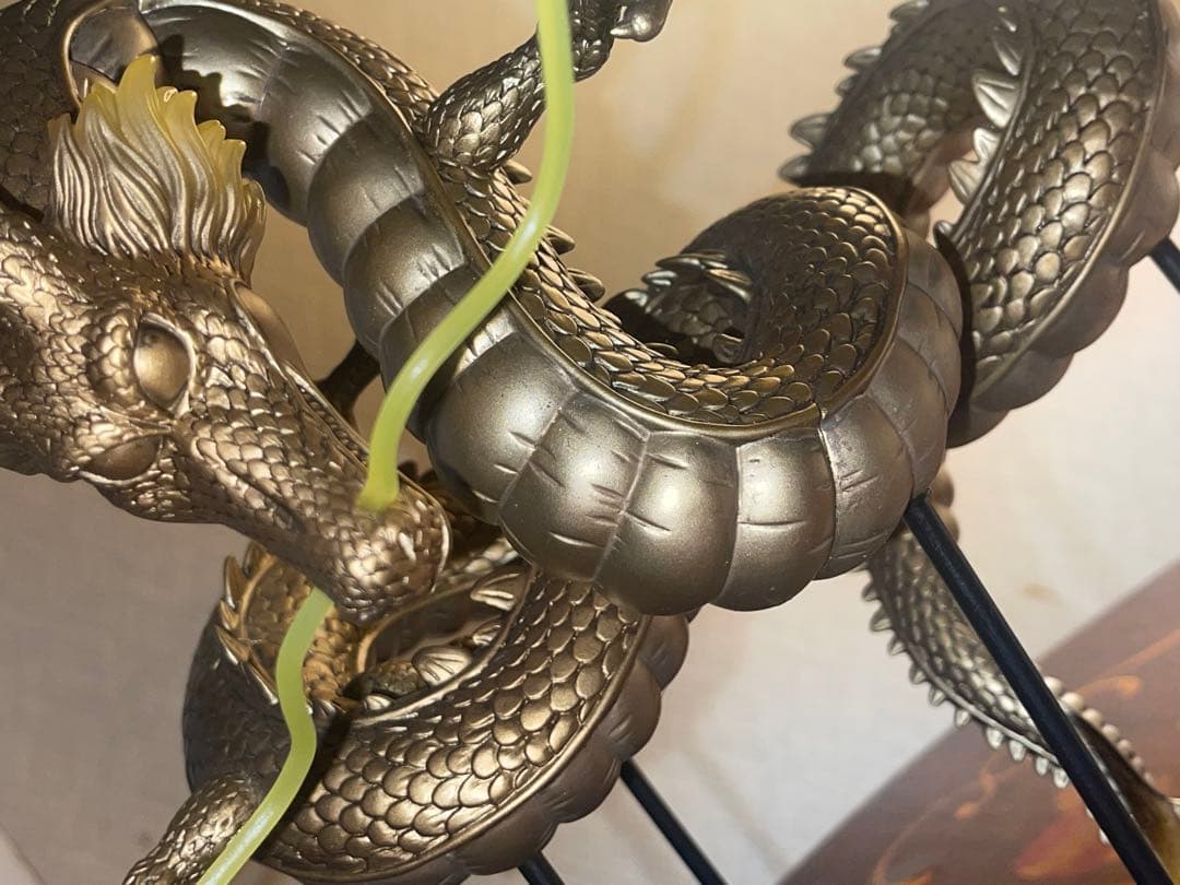 【ドラゴンボール】金色神龍フィギュア　ガラポン　非売品