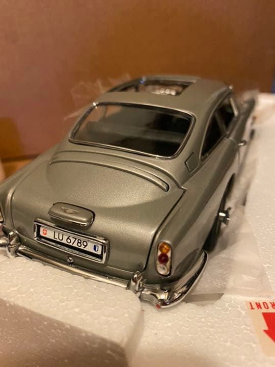 ジェームズボンドカーDB5 collectibles