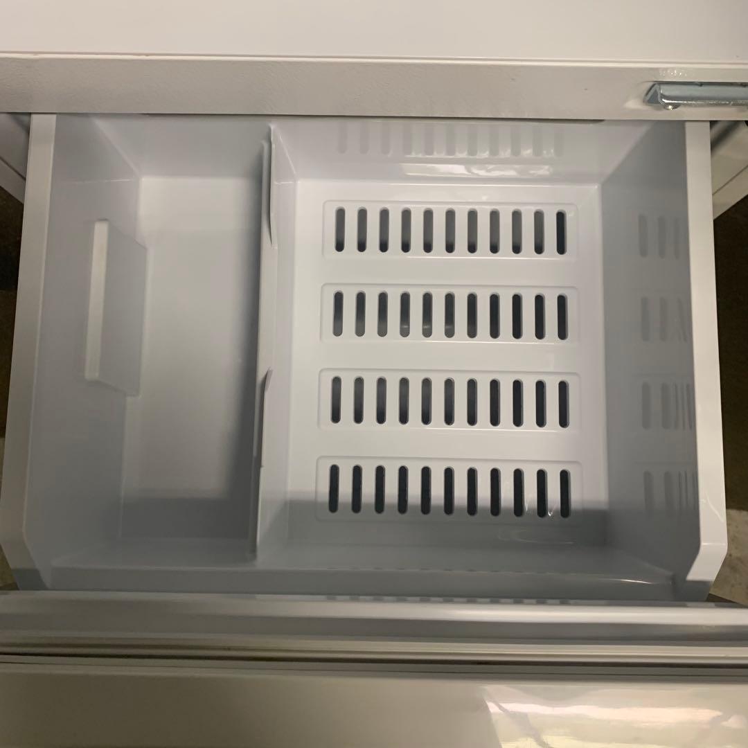 7r21 2022年製 126L 冷蔵庫 AQR-13E8 一人暮らし 単身用