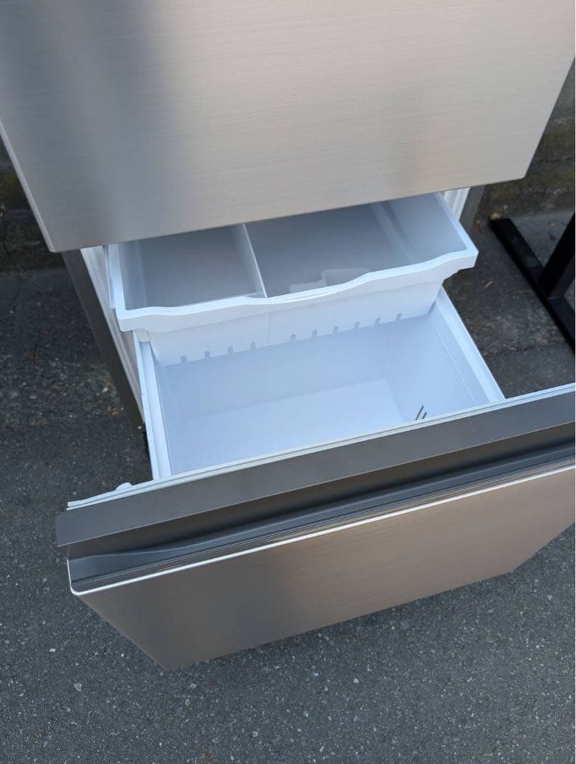 ＊東京都付近取引限定＊日立 R-V32RV 冷凍冷蔵庫　315L 2022年