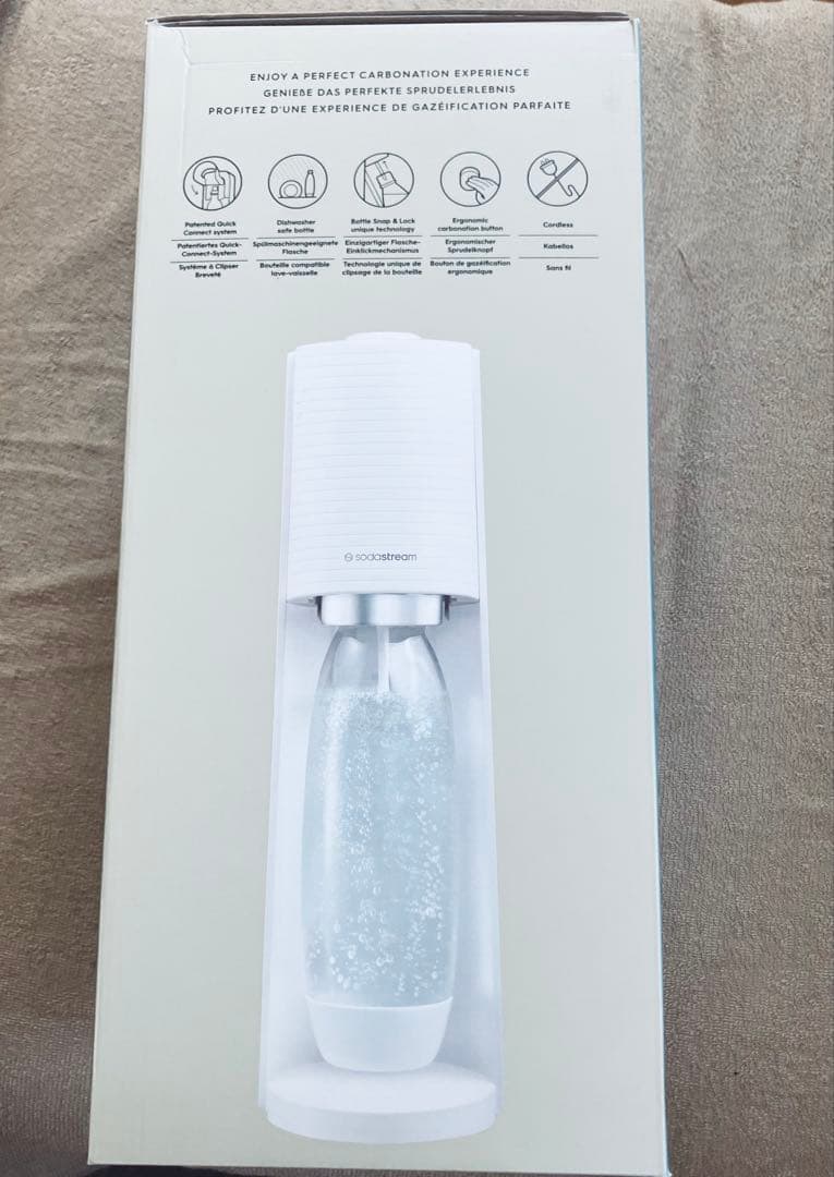 ak211　sodastream TERRA 炭酸水メーカー ホワイト