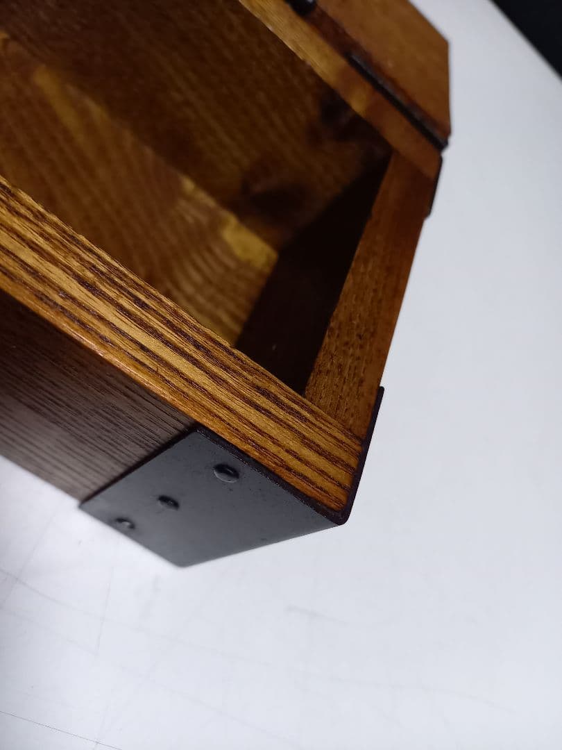 希少　和工芸　細工　手掛け　千両箱　欅　無垢材　手打ち金具　大小　二品