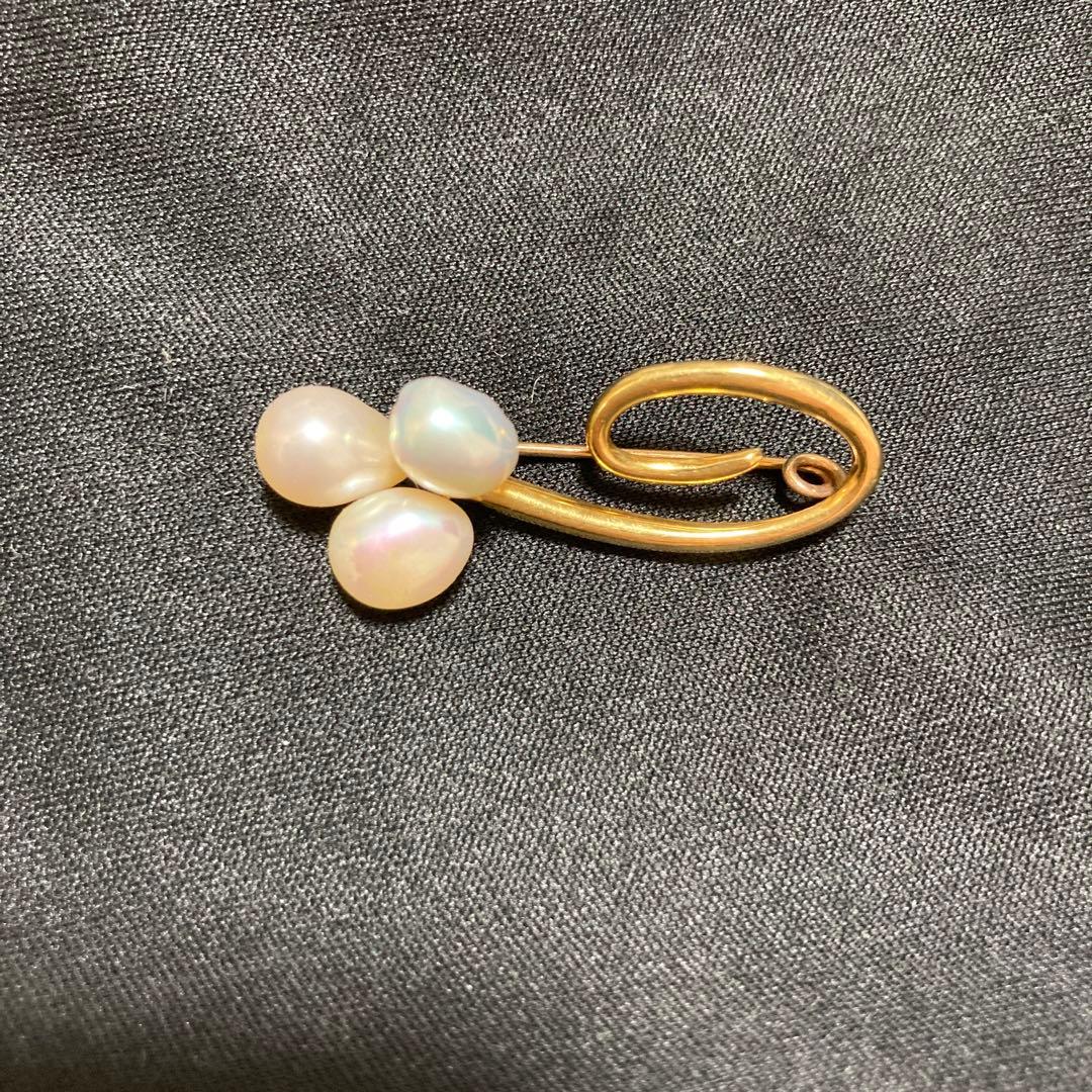 K18 刻印　あり　ブロチ