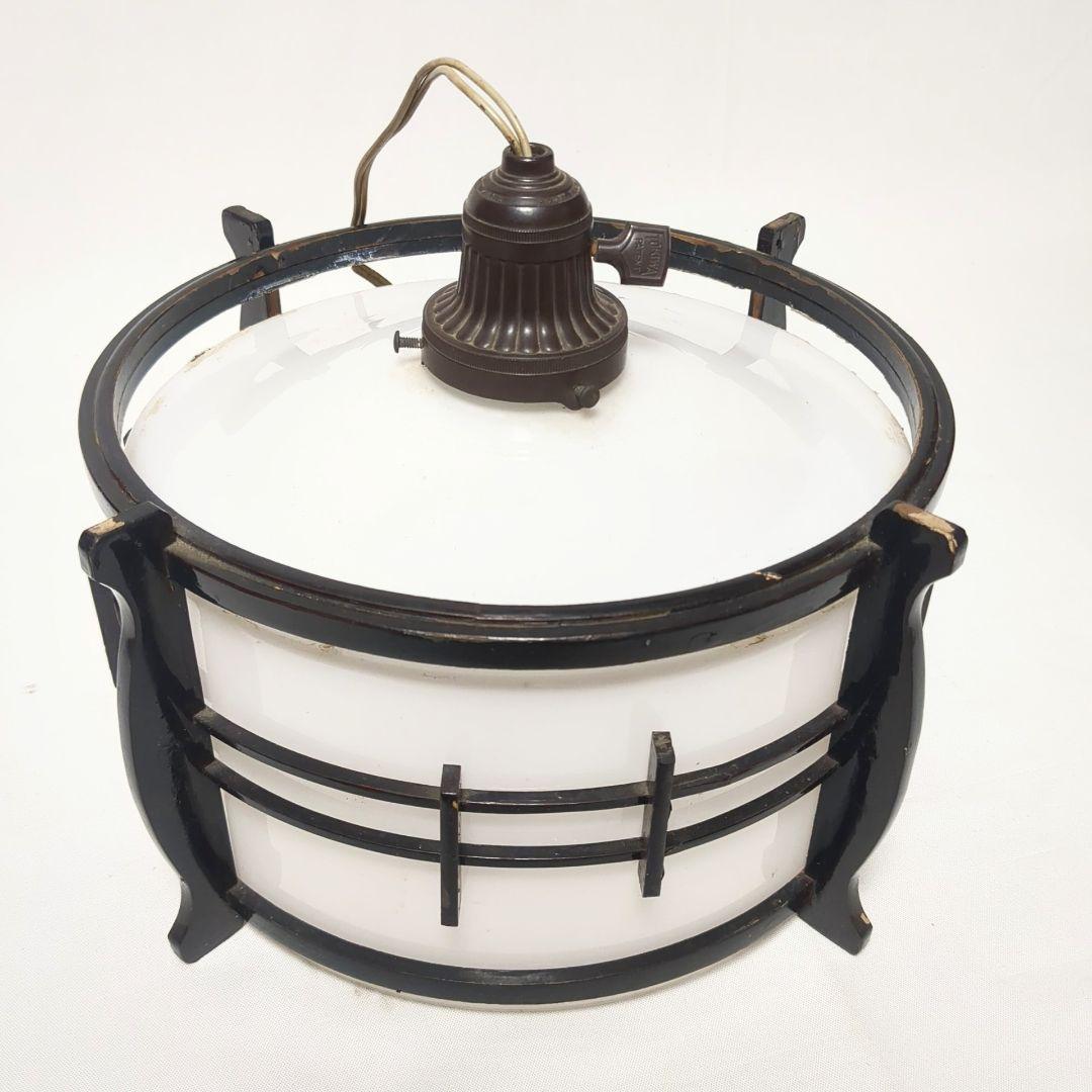 昭和レトロ　乳白ガラス　木枠ペンダントライト 電笠 　吊り照明　アンティーク