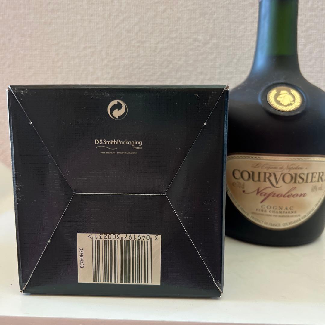 COURVOISIER Napoleon Cognac 750ml ボックス付き