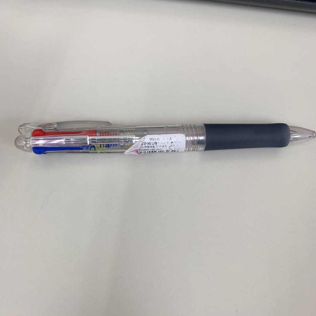 三色ボールペン