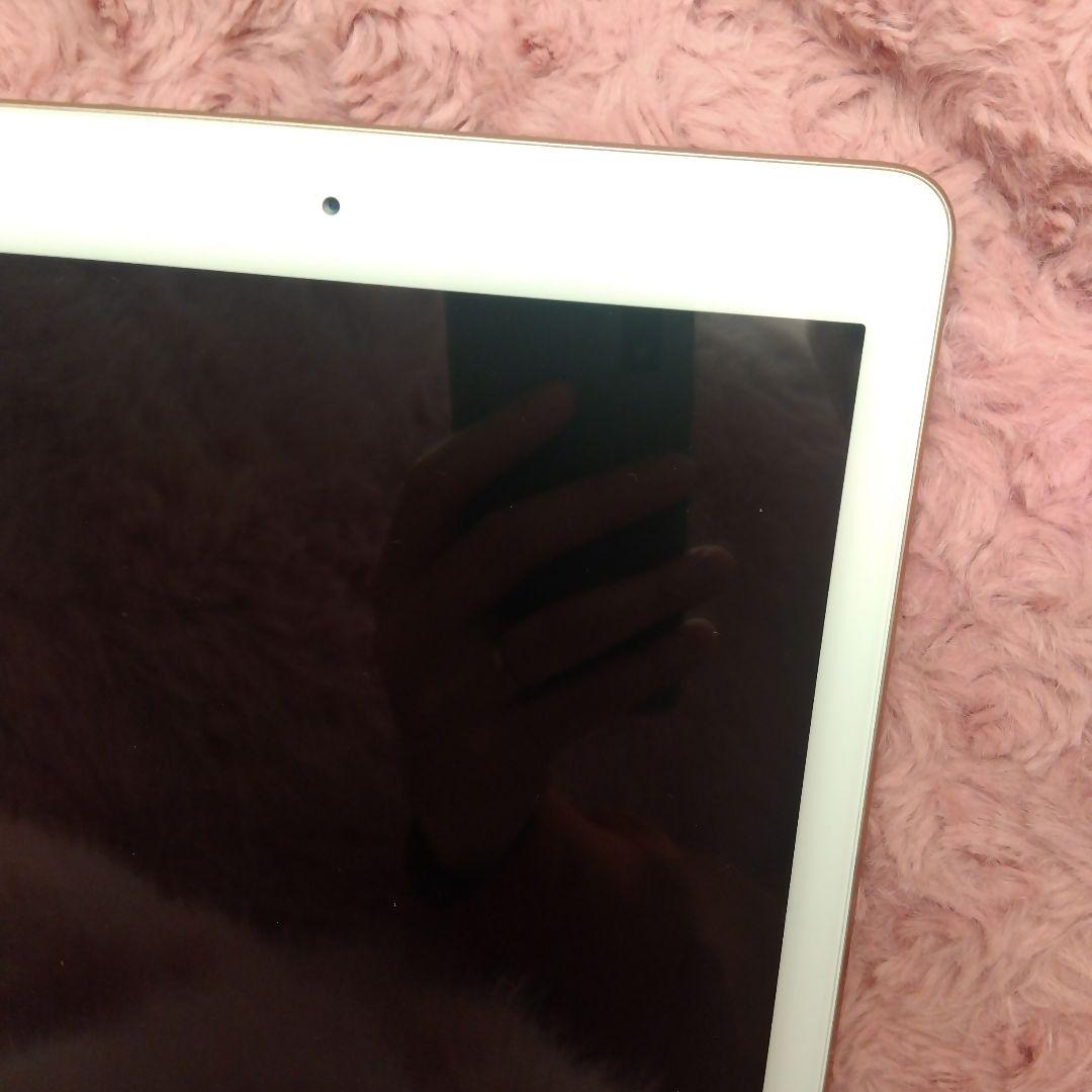 Apple iPad 第６世代　MRJN２J/A