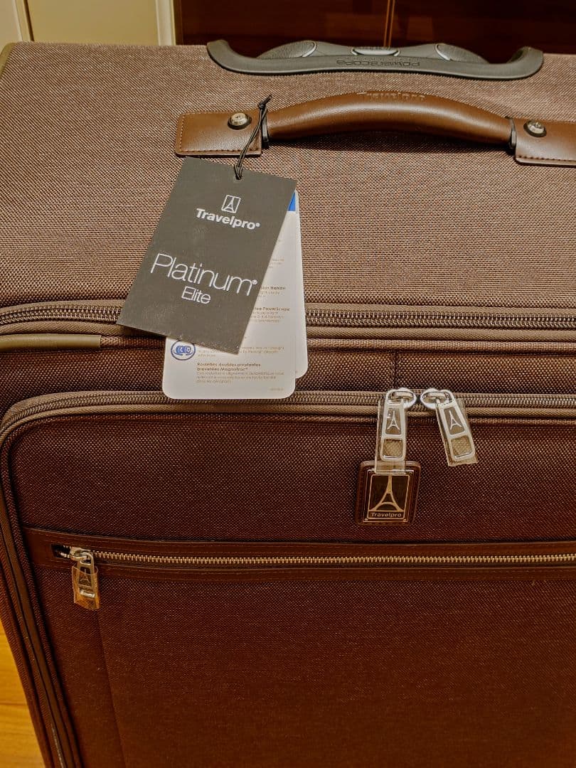 Travelpro Platinum Elite スーツケース Lサイズ