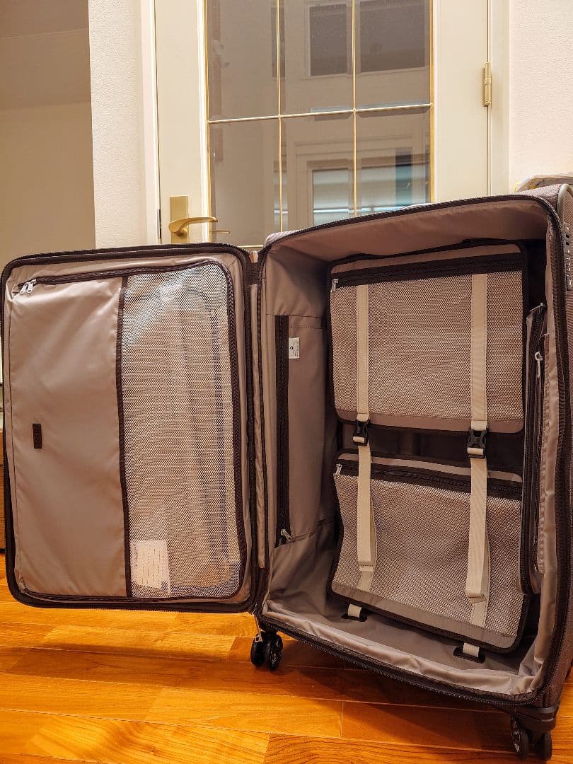 Travelpro Platinum Elite スーツケース Lサイズ