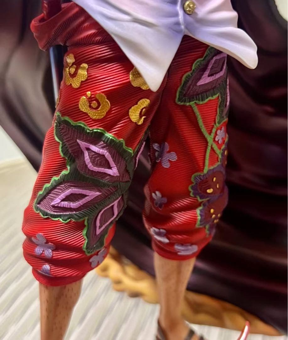 ワンピース 赤髪 シャンクス ガレージキット ガレキ スタチュー③②