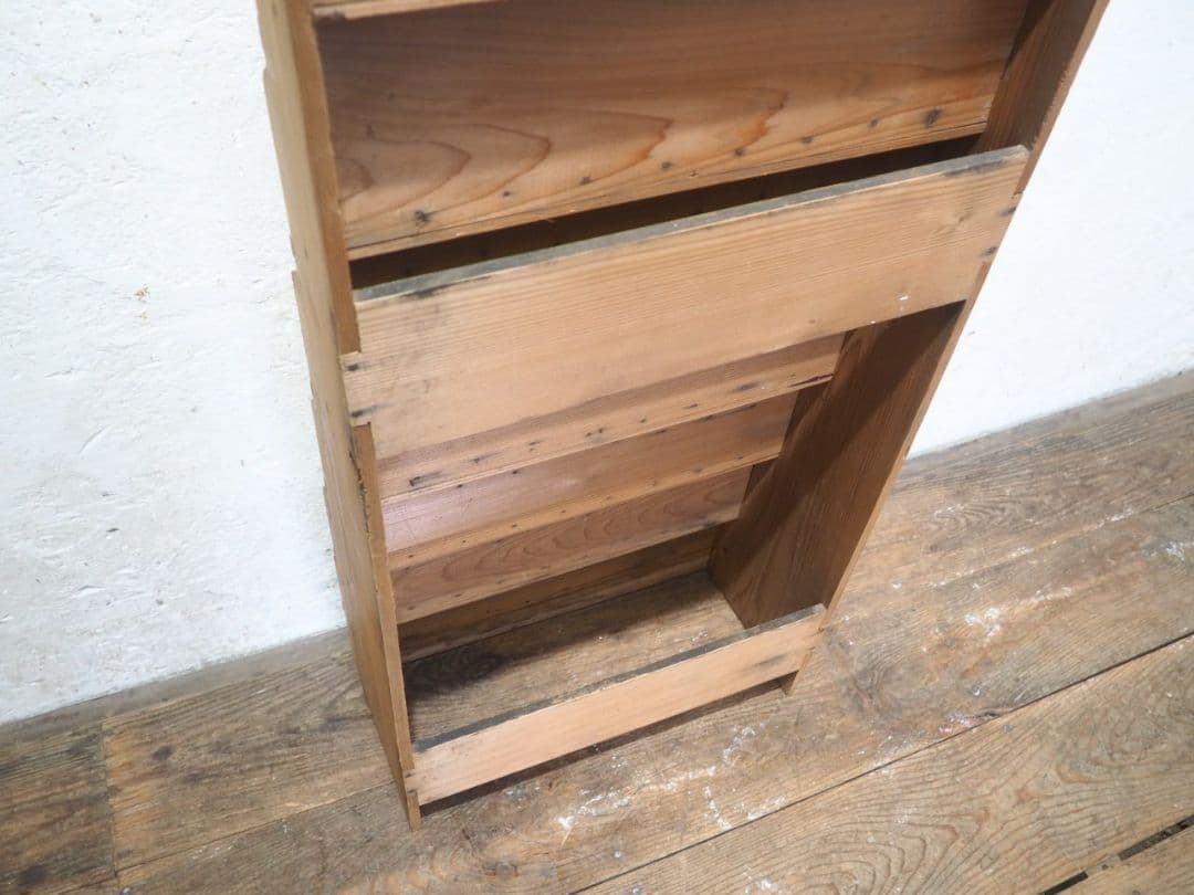 1230　昭和レトロな木製ラック　飾り棚　収納棚　ケース　小物入れ　ヴィンテージ