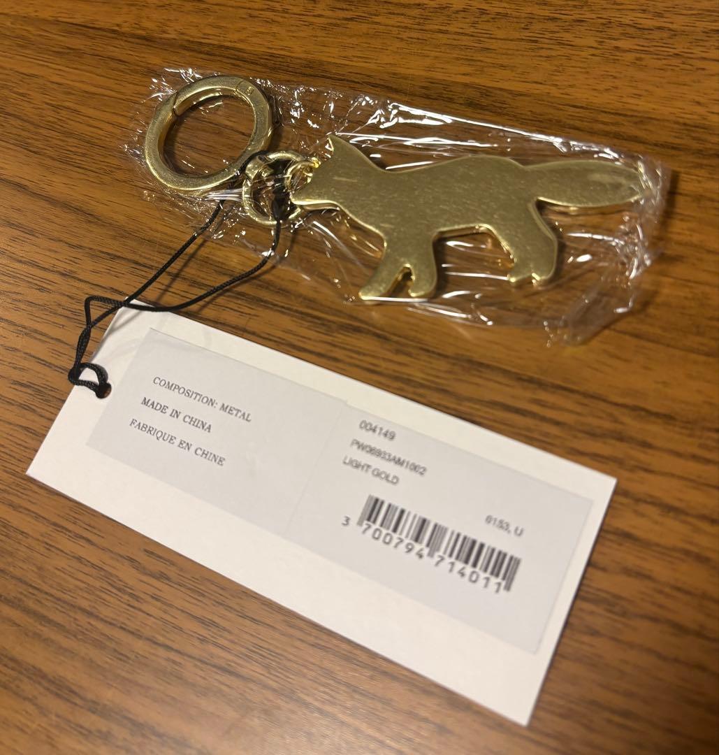 メゾンキツネ　プロフィール フォックス チャーム