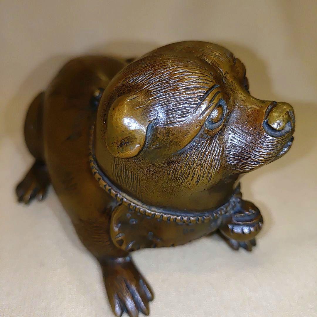 ブロンズ 犬の彫刻　犬の置物　芸術オブジェ