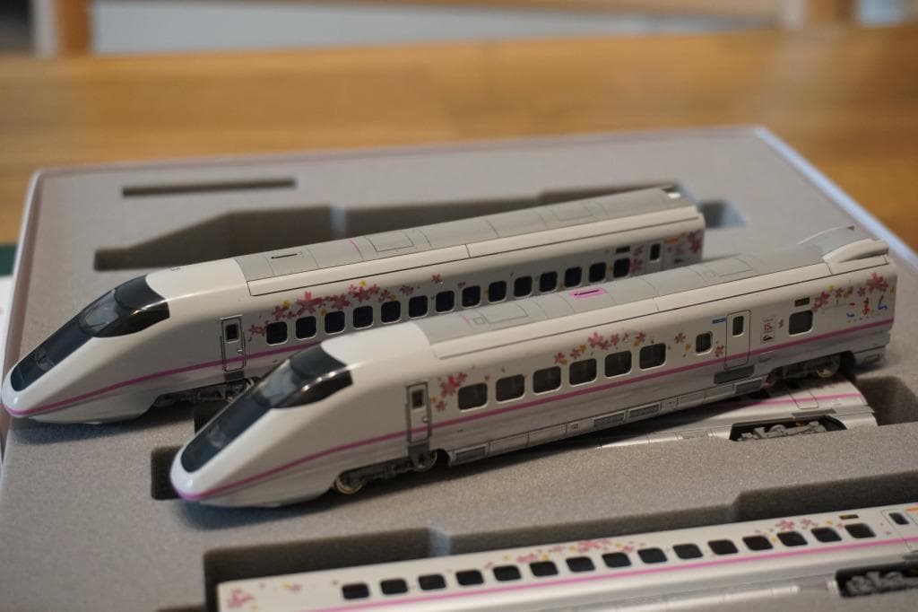 KATO E3系 秋田新幹線 30周年記念 桜ラッピング仕様 6両編成セット