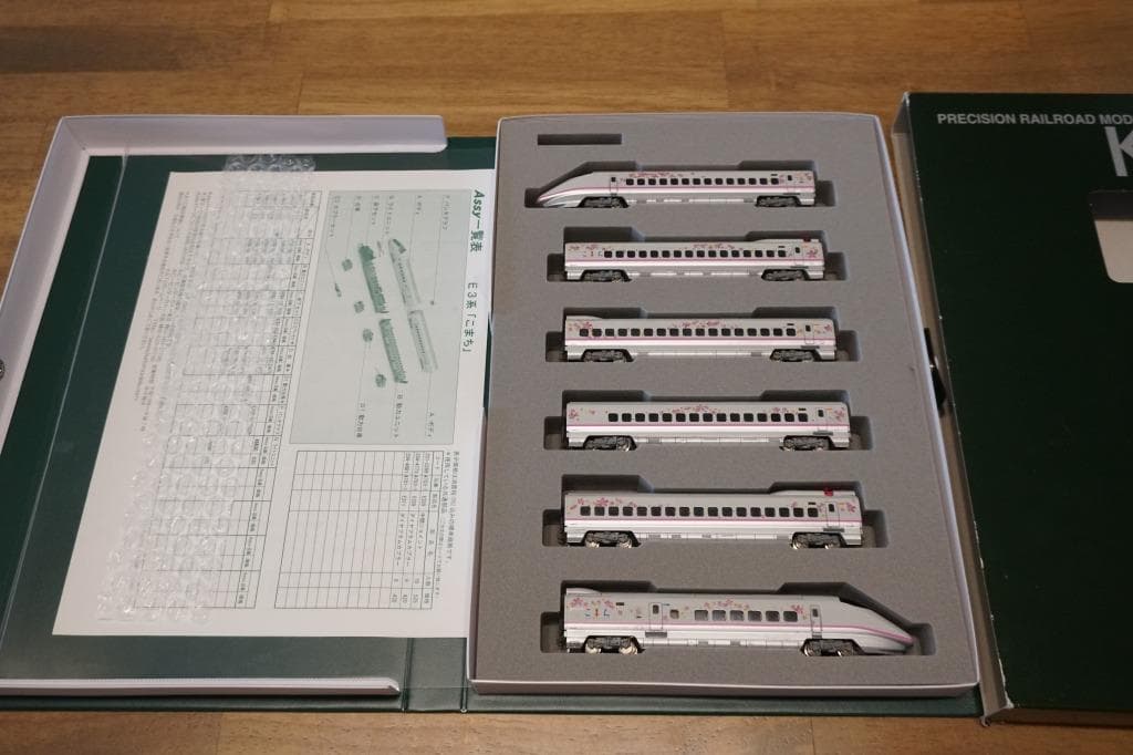 KATO E3系 秋田新幹線 30周年記念 桜ラッピング仕様 6両編成セット