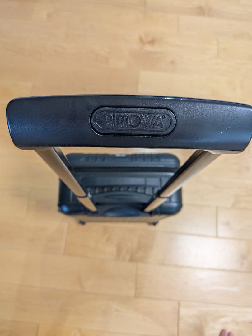 RIMOWA　リモワ　2輪　機内持ち込み