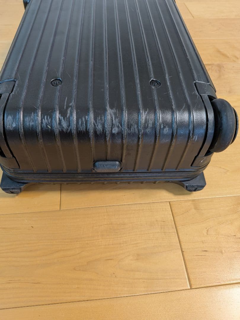 RIMOWA　リモワ　2輪　機内持ち込み