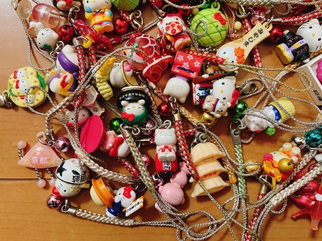 ご当地キティ ハローキティ 根付 ストラップ 大量 まとめ 113個 廃盤