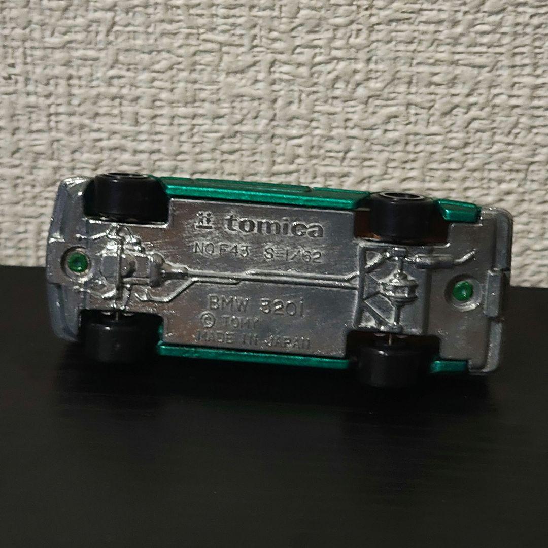 TOMICA　トミカ　BMW　320i　緑色　箱付き