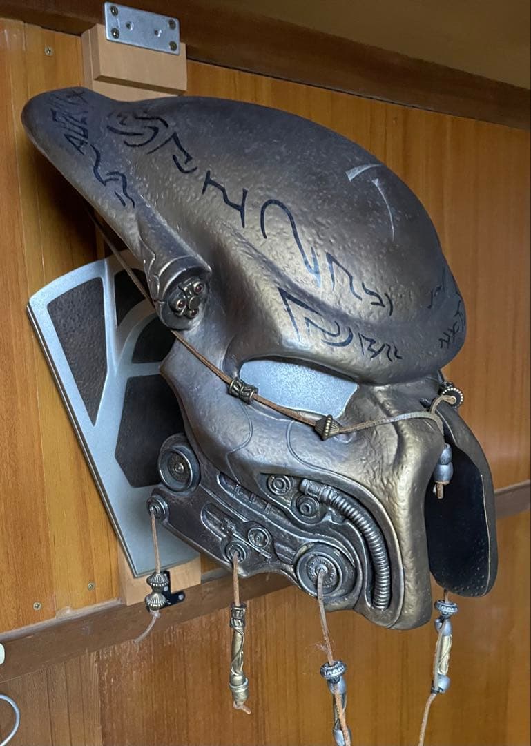 Sideshow エルダープレデター マスク1/1 プロップレプリカ