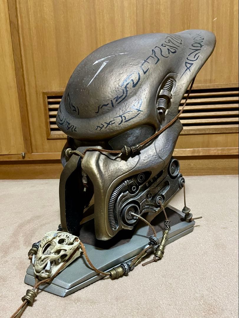 Sideshow エルダープレデター マスク1/1 プロップレプリカ