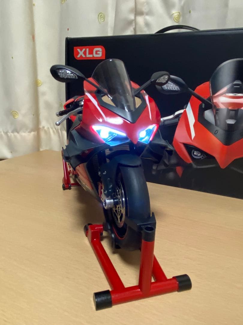 DUCATI パニガーレv4 スーパーレッジェーラ 1/7スケール　ドゥカティ