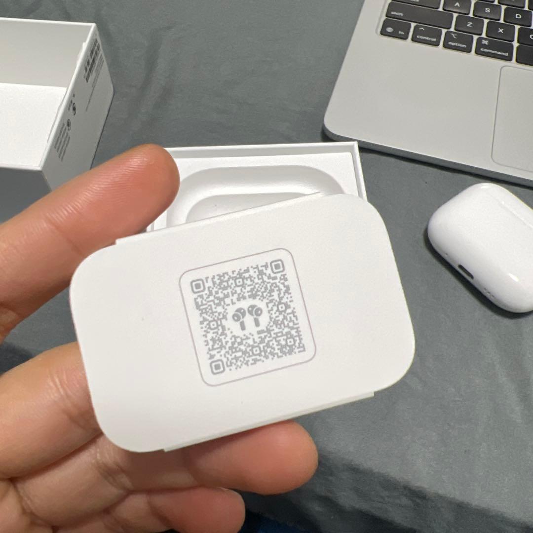 AirPods Pro 3 充電ケース付き