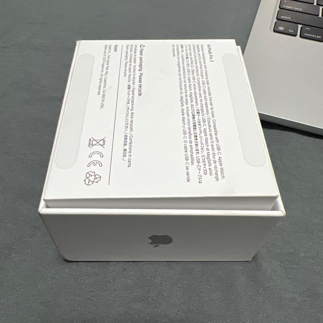 AirPods Pro 3 充電ケース付き