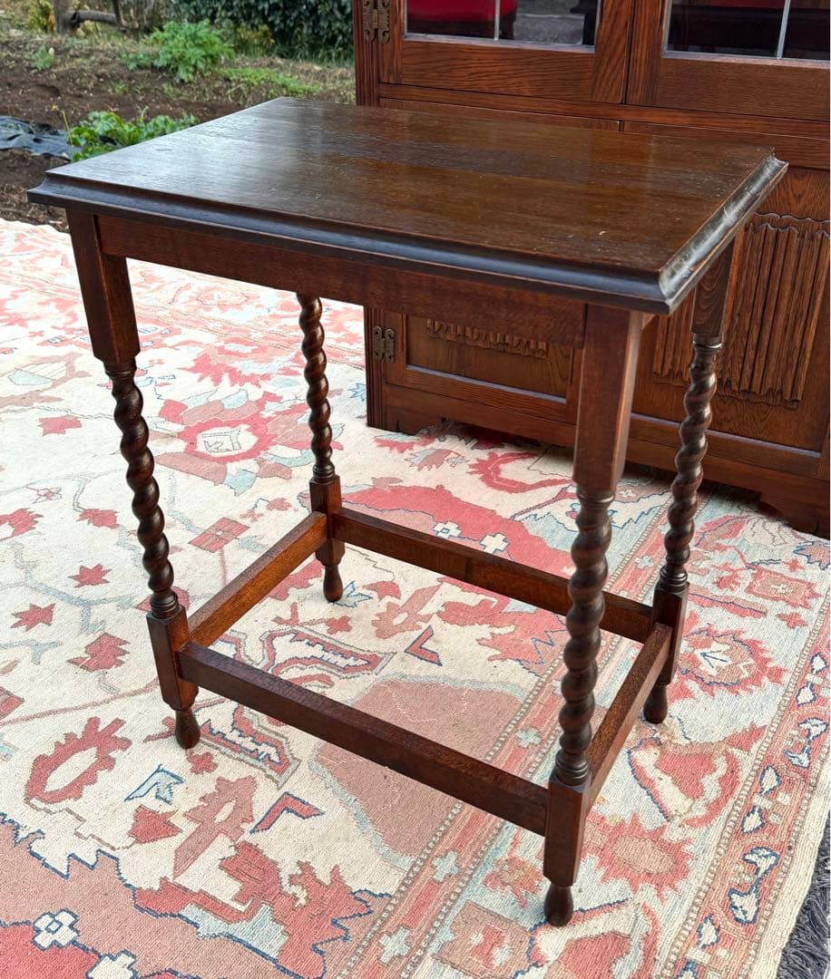 英国アンティーク ツイストレッグ サイドテーブル オーク材 花台 幅58cm