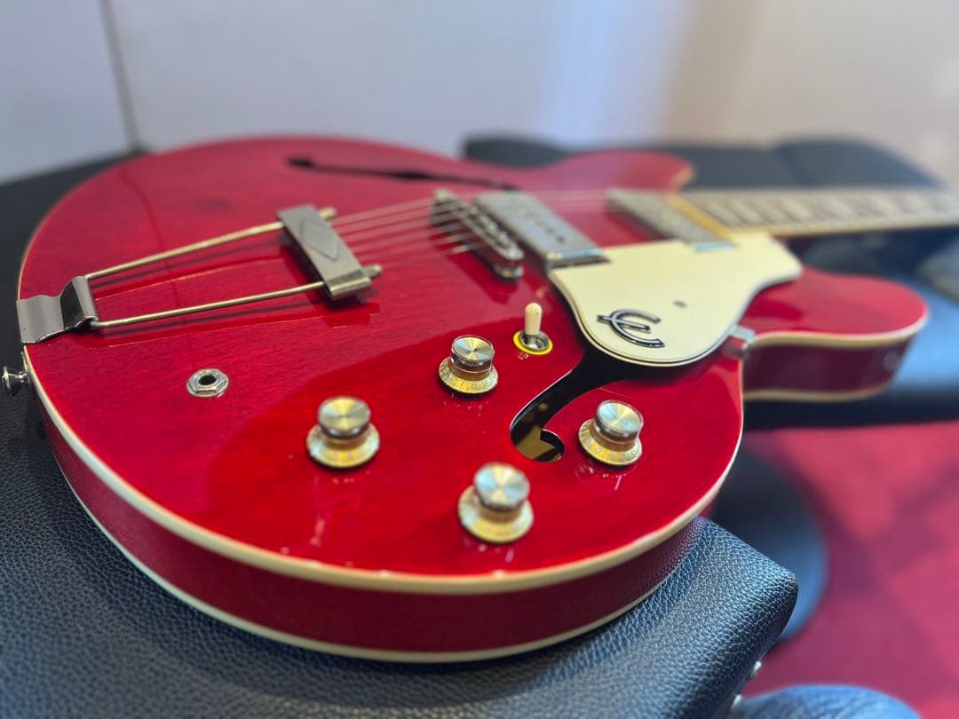 Epiphone Casino Worn Cherry セミアコ ギブソン系
