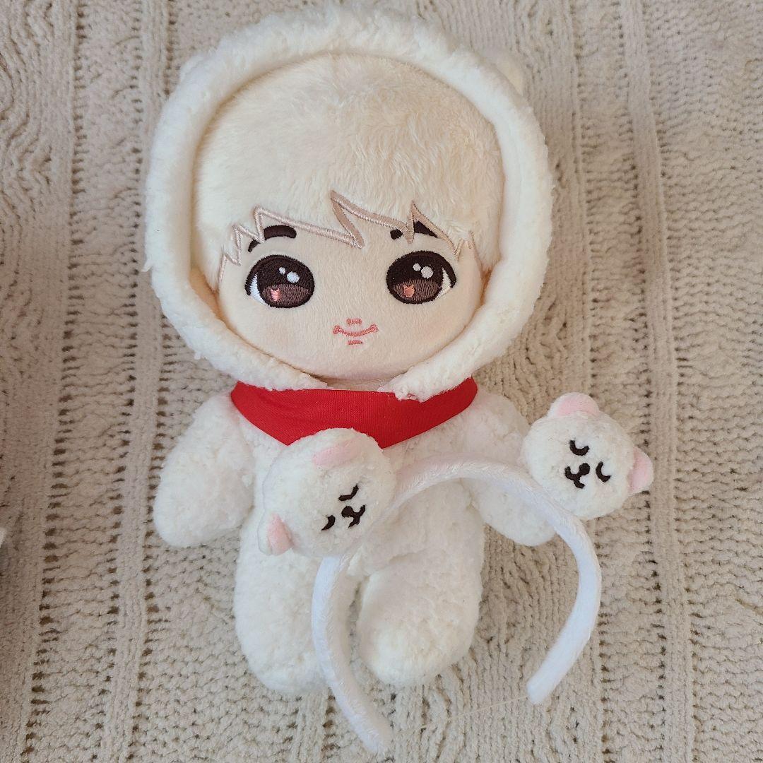 BTS ジン ぬいぐるみ