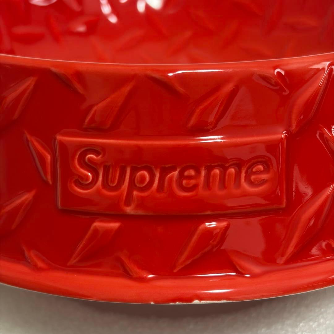 【未使用】Supreme Diamond Plate Dog Bowl