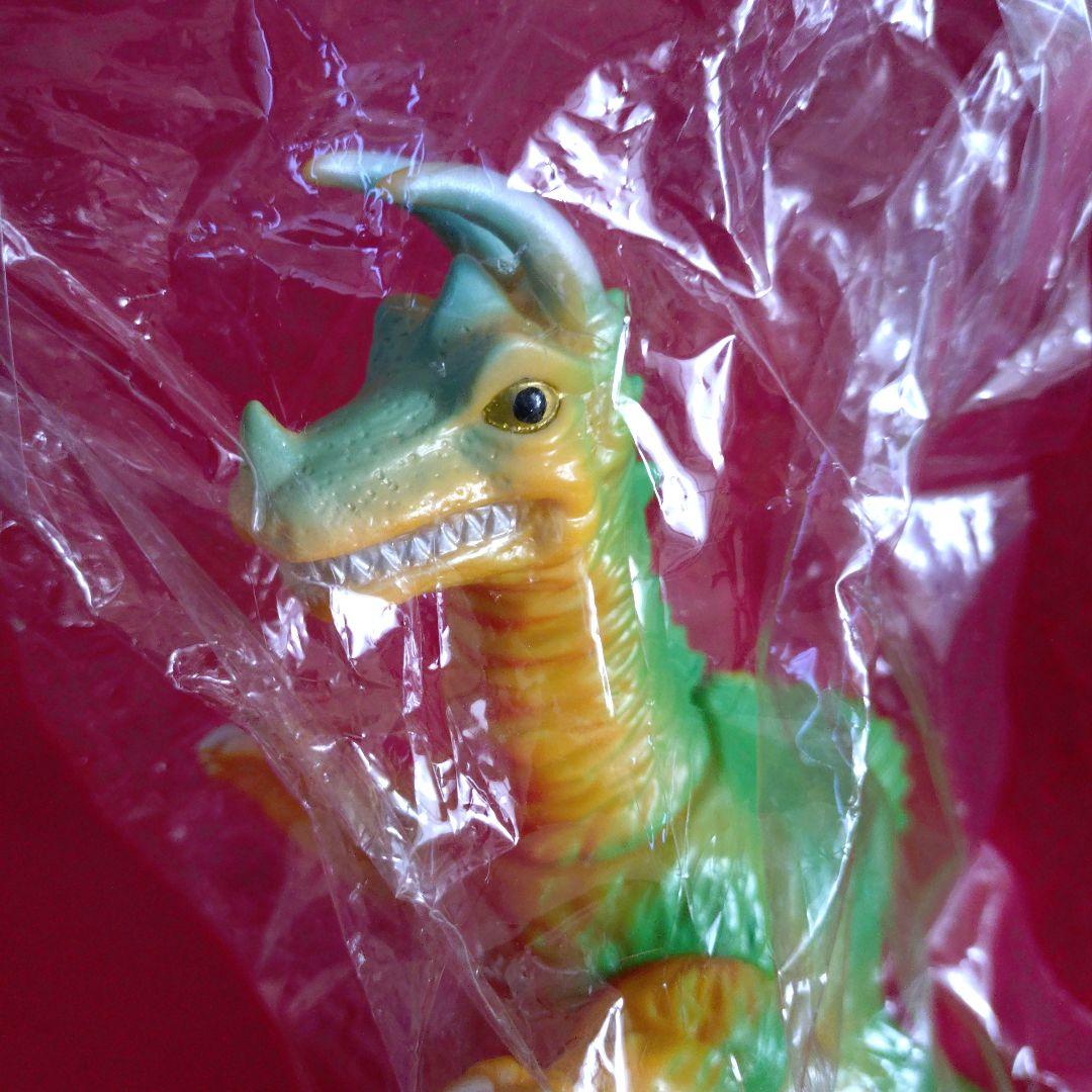 ブルマァク　復刻　キングザウルス三世　帰ってきた　ウルトラマン