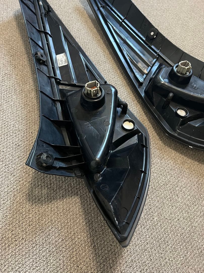 日産 フェアレディZ Z33 LEDテールランプ 左右セット 中古