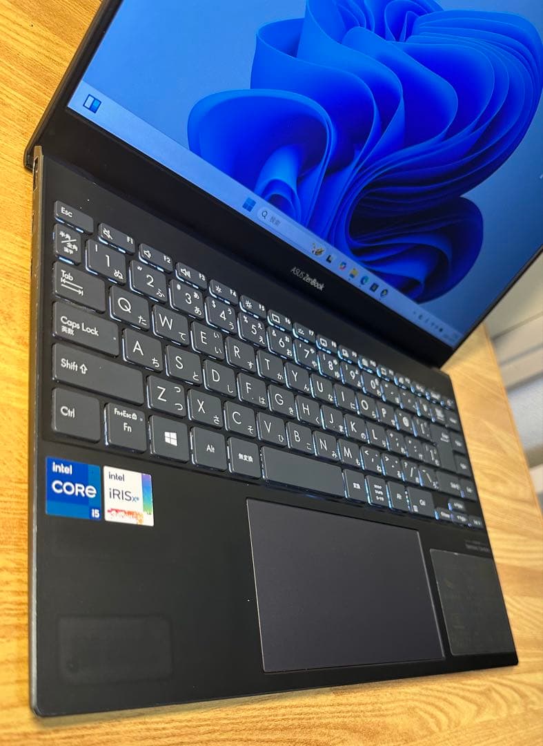 ASUS ノートパソコン　Core i5, SSD 512Gb, サクサク動く