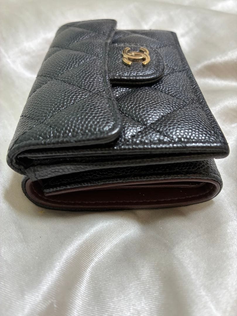 CHANEL マトラッセ キャビアスキン 三つ折り財布 ブラック
