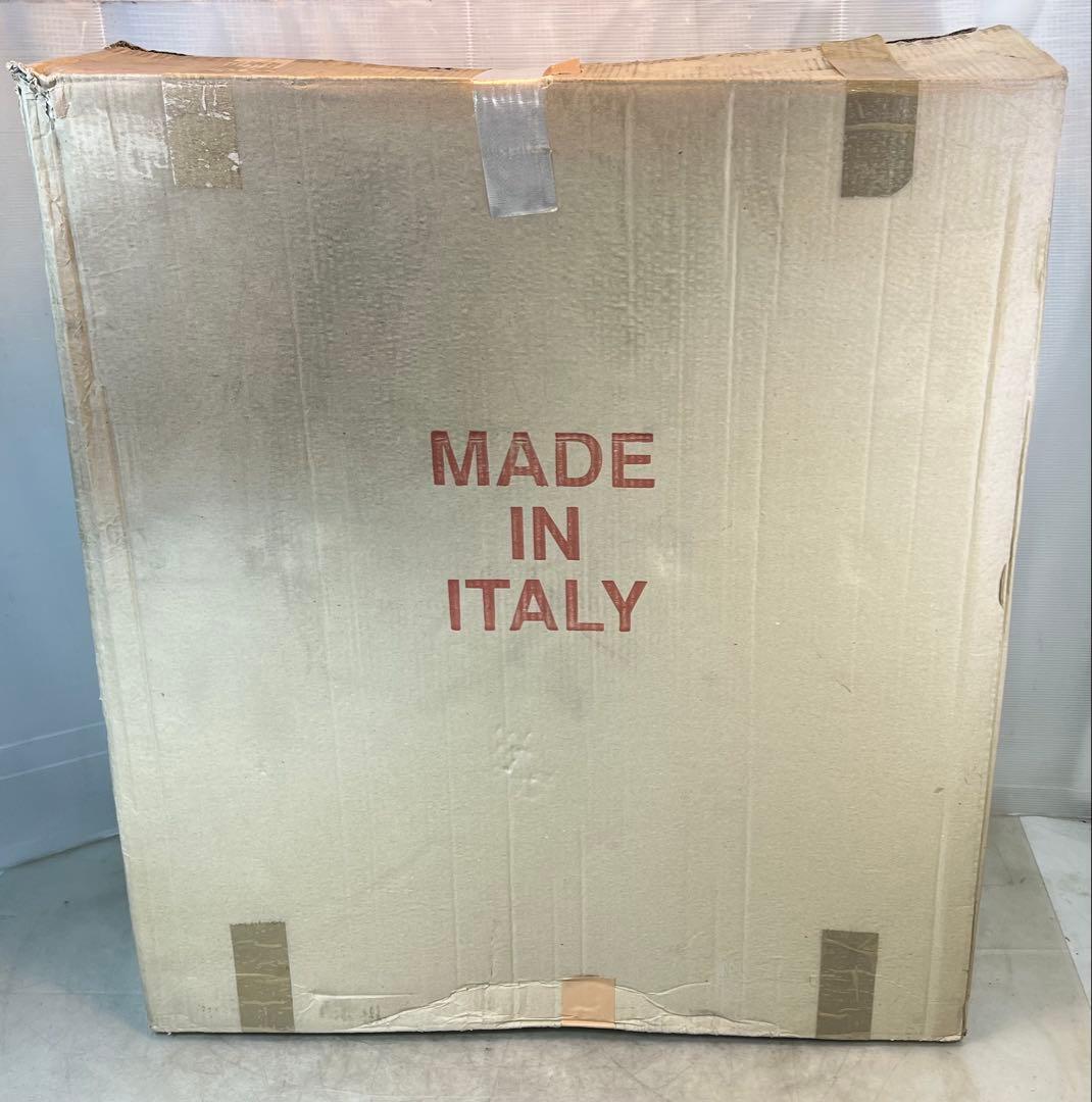 イタリア製、チェスト、猫脚 3段 ロココ調彫刻 クラウディオ・サオンチェラ