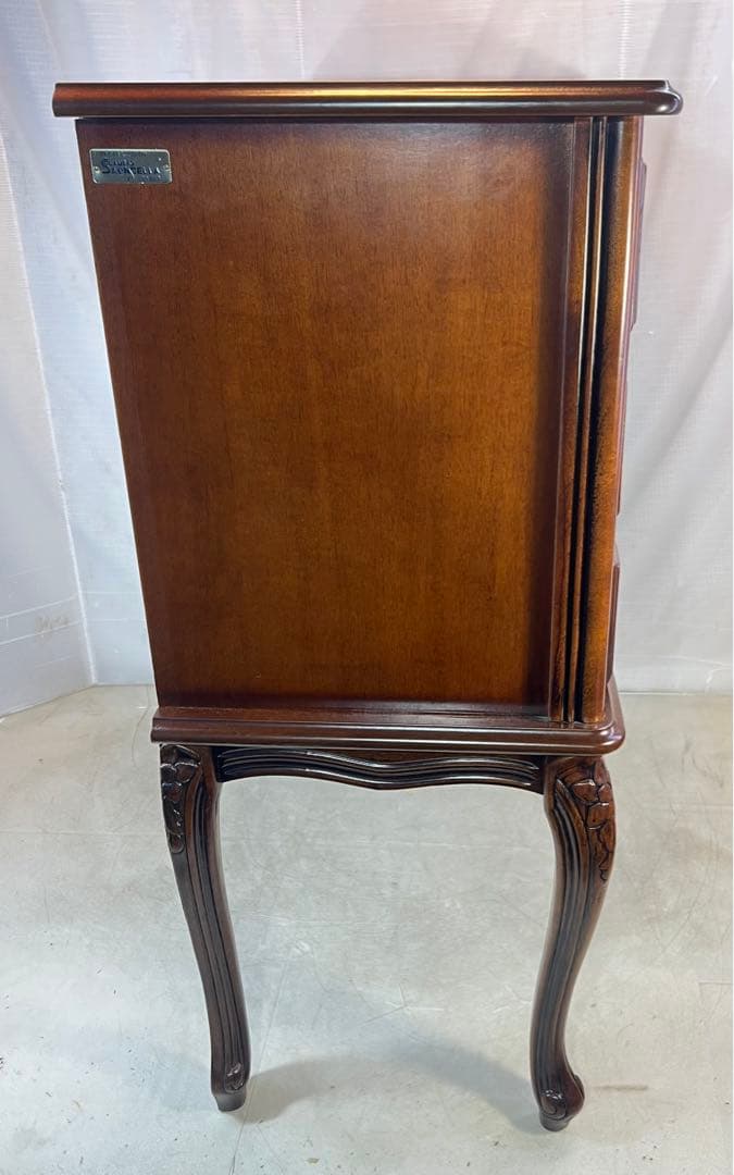 イタリア製、チェスト、猫脚 3段 ロココ調彫刻 クラウディオ・サオンチェラ